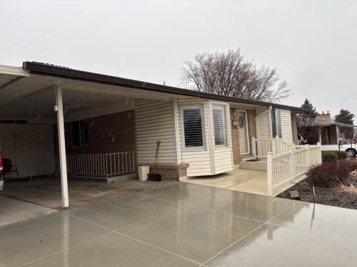 Seamless Gutter Replacement in Washington Terrace